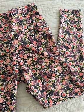 FP Movement by Free People / Onzie Pink & Black Floral Jeggings